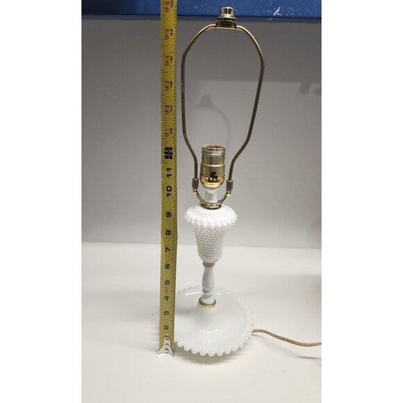 Hobnail Milk Glass Mid-Century Vintage Tiered Lamp, Tested & Works - Picture 4 of 11
